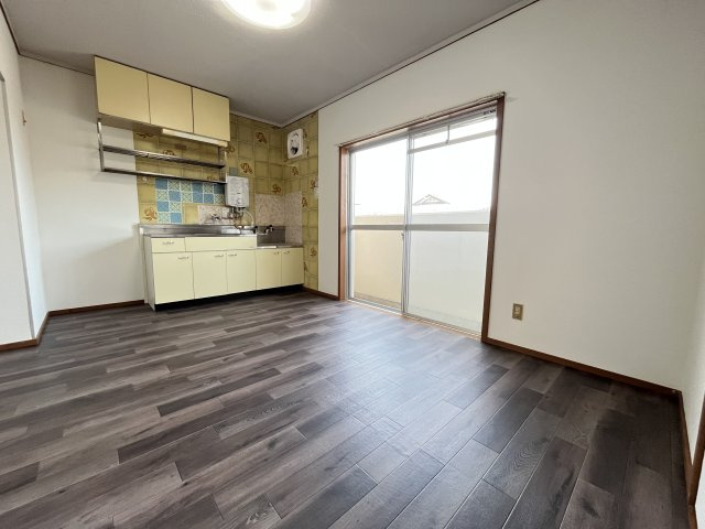 ハイツ松江の内装