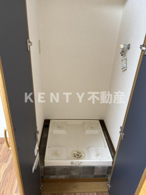 【設備】 | 凾嶺ビル | 室内の様子、室内洗濯機置場