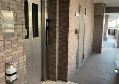 【その他共用部分】 | ライオンズマンション古淵第２ | 共有部分は、住民なら誰もが使える設備のこと。例えば駐車場やエレベーター、インターネット設備、セキュリティ設備などがあります。他にも、マンションの廊下・外部階段やエントランス・ゴミ置き場などがあります。