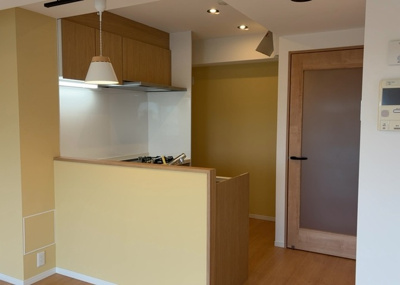 【キッチン】 | ライオンズマンション古淵第２ | L型アイランドタイプは、キッチンからダイニングにもリビングにも目が行き届くので、とても使いやすい配置です。L字型独立タイプは、キッチンを独立させてるためLDKというよりもLDといった様なイメージです。