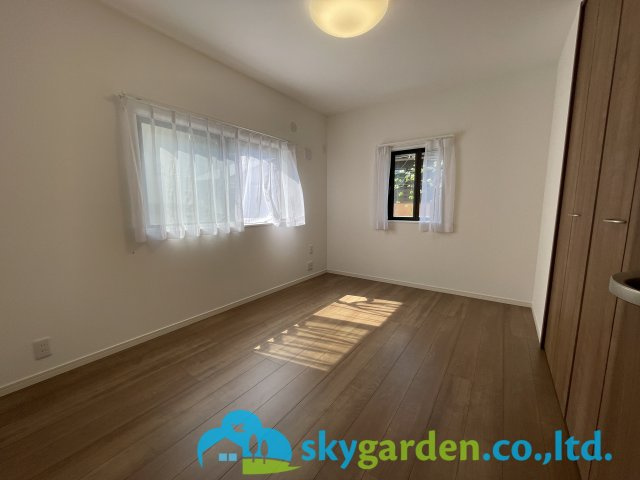 鎌倉市稲村ガ崎2丁目　中古戸建の洋室|使い勝手のいい洋室です