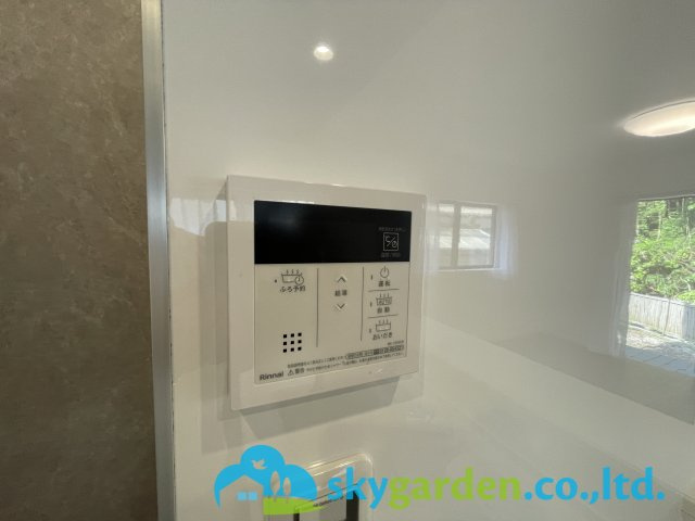 鎌倉市稲村ガ崎2丁目　中古戸建の設備|給湯スイッチパネル