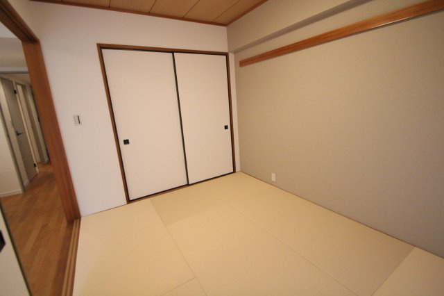 二子多摩川パークホームズの和室