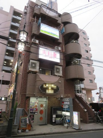 川口市西川口１丁目のビルの外観