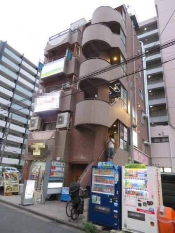 川口市西川口１丁目のビル