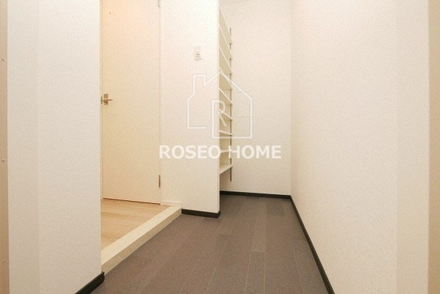 フォルナート扇町の玄関