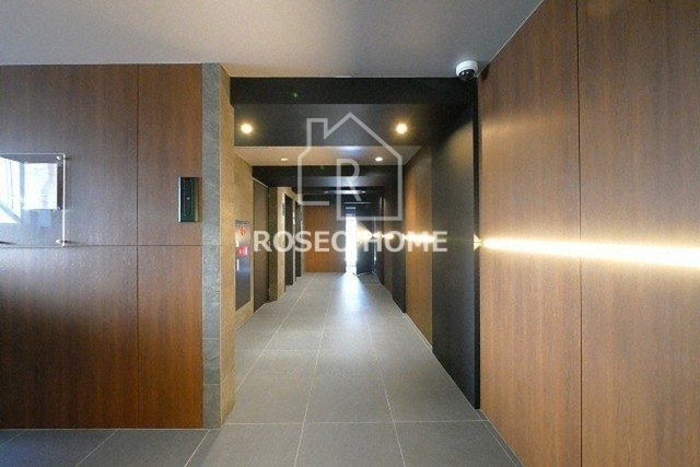 フォルナート扇町のエントランス