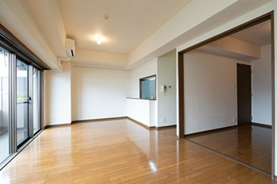 メゾン・シャルムの居間・リビング