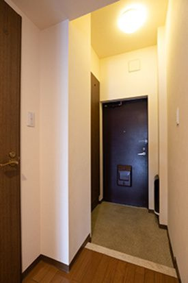 メゾン・シャルムの玄関