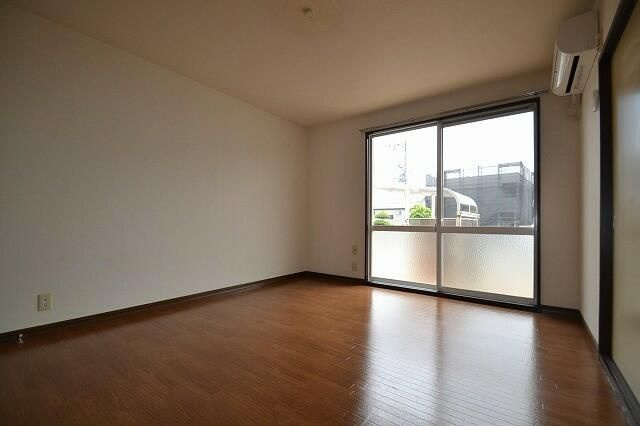 サンレイク陣屋の居間・リビング