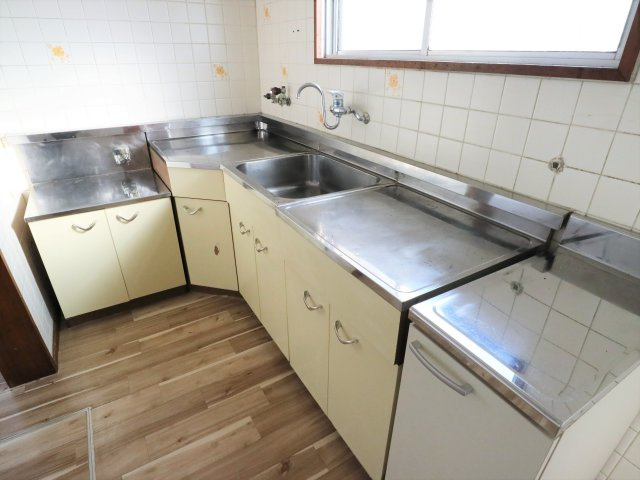 瀬高ビルのキッチン|他号室(301号室)のものになります。