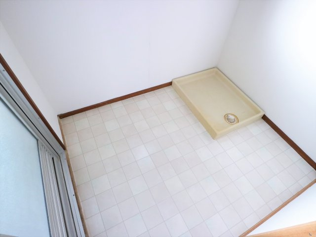 瀬高ビルの洗面所|他号室(301号室)のものになります。