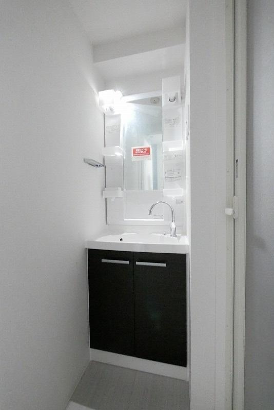 ハーモニーレジデンス東京大島ザ・ガーデンの独立洗面台