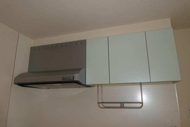 サン・ソニアＡのキッチン|キッチン上収納