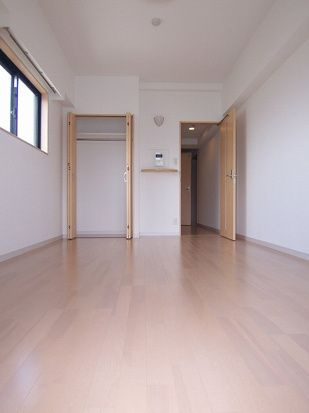 ジェノヴィア亀戸グリーンウォールの居間・リビング