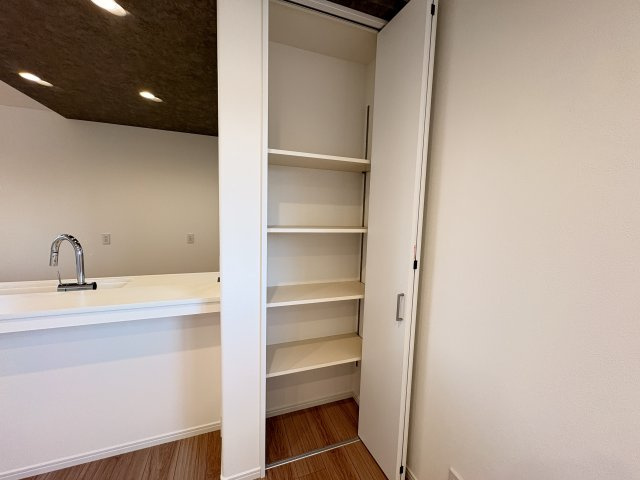 明石市林3丁目新築戸建の収納