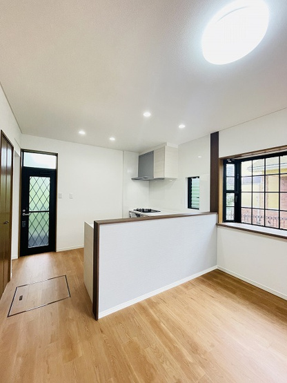 【居間・リビング】 | 福岡市東区青葉3丁目　戸建て