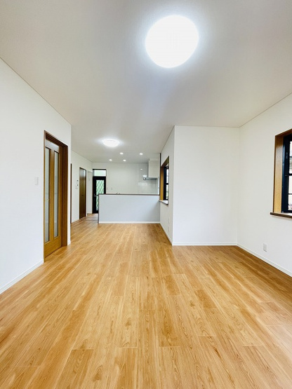 【居間・リビング】 | 福岡市東区青葉3丁目　戸建て