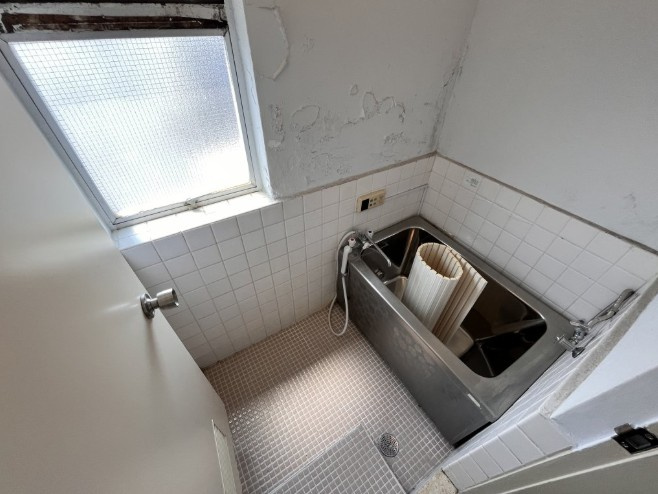 紅梅マンションの浴室