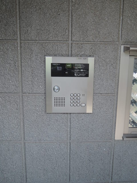 Ｔｈｒｅｅ　Ｓｔｏｒｙのエントランス|★オートロック付きエントランス★