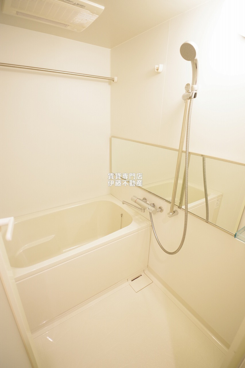 エルスタンザ大曽根の浴室