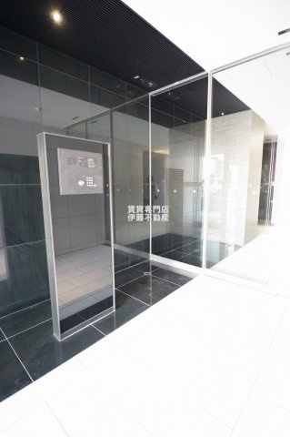 エルスタンザ大曽根のエントランス