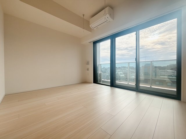 【居間・リビング】 | GRAND三軒茶屋WEST