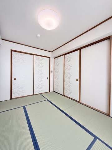 【和室】 | パークシティ新川崎西三番街D棟 | 別アングルから見た約６帖の和室です。