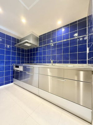 【キッチン】 | パークシティ新川崎西三番街D棟 | 口IHコンロのシステムキッチンです。