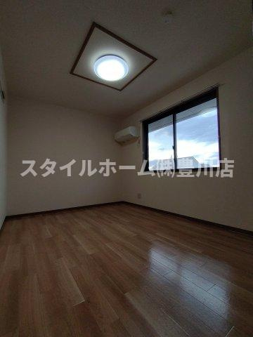 ヴィラ・ロワイヤル　弐番館の居間・リビング