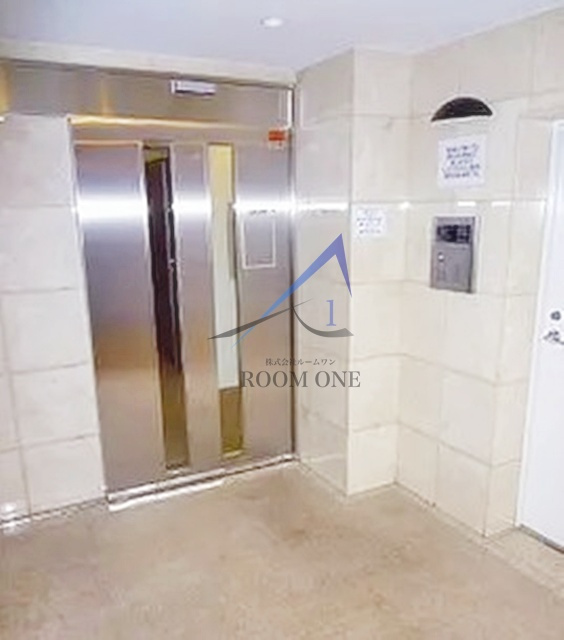 プレール・ドゥーク新高円寺のセキュリティ|オートロックです。