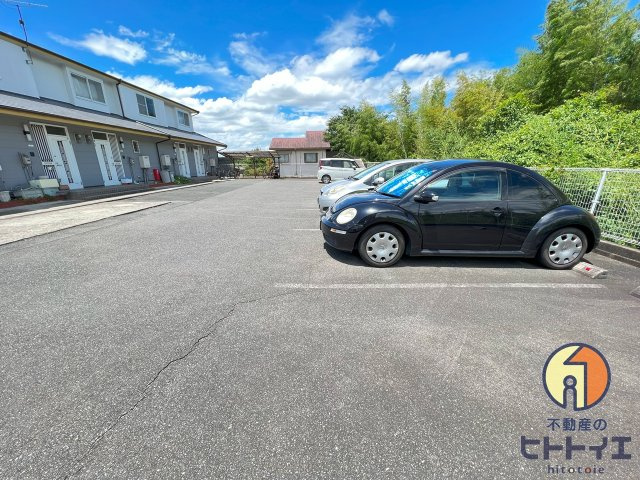 Lata flumenの駐車場|駐車場があります