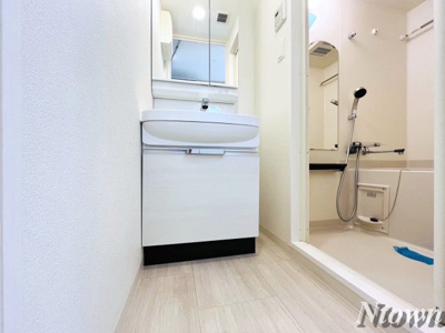 【独立洗面台】 | アドバンス名古屋モクシー | 朝の身支度には欠かせない独立洗面化粧台