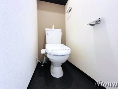 【トイレ】 | アドバンス名古屋モクシー | 落ち着いた色調のトイレです