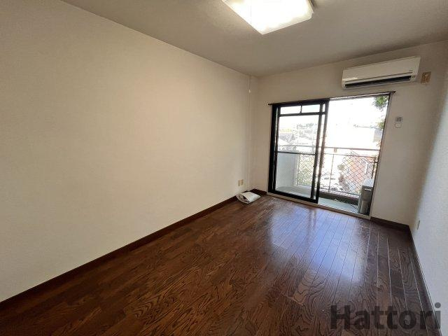 グリーンハウス緑地の居間・リビング