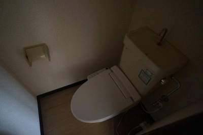 【トイレ】 | コーポ赤坂 | トイレ便座交換済み。