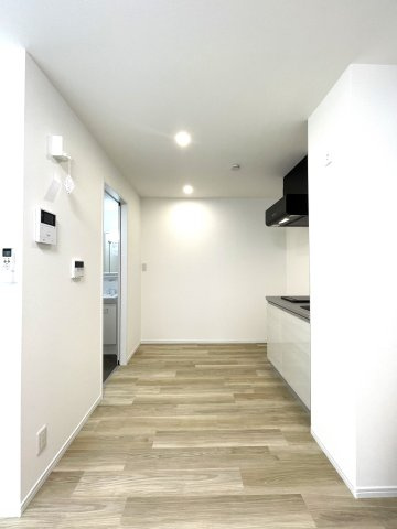 Solare Ⅱの居間・リビング|シンプルなお部屋です