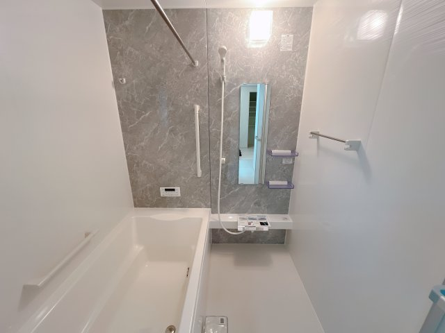 熊谷市箱田7丁目　新築一戸建て　全３棟の浴室