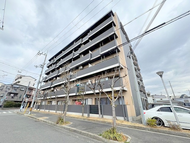 ハイツ寿見礼の外観
