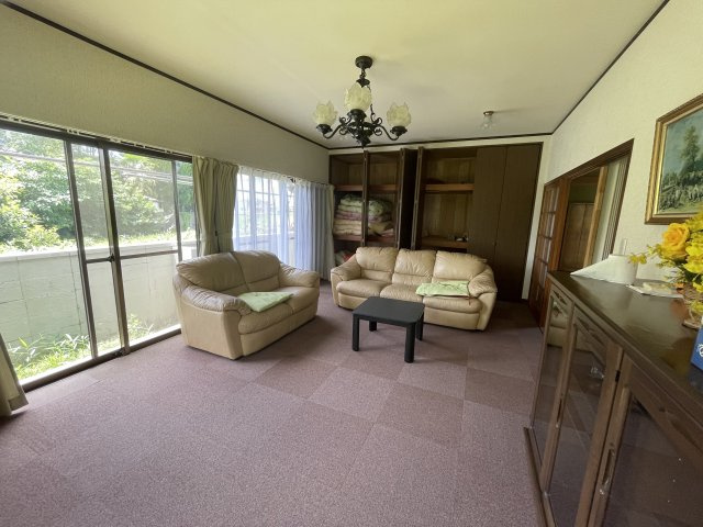 南今泉中古一戸建の居間・リビング