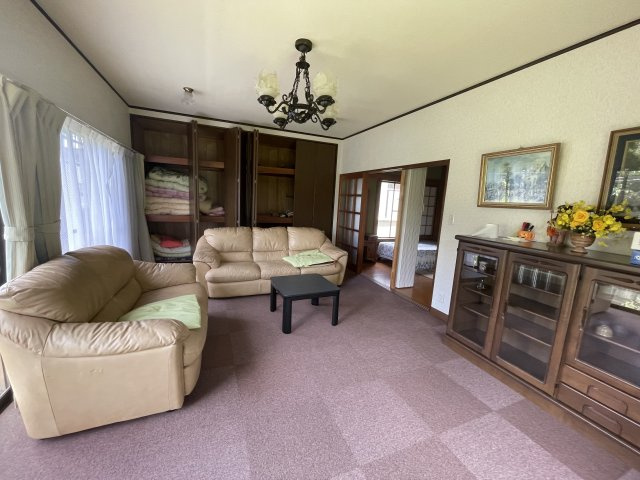 南今泉中古一戸建の居間・リビング