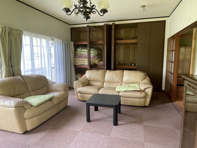 南今泉中古一戸建の居間・リビング