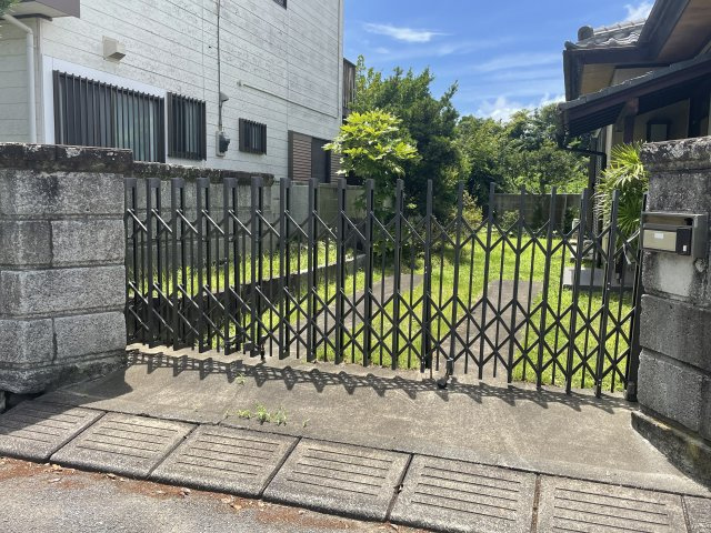 南今泉中古一戸建のエントランス