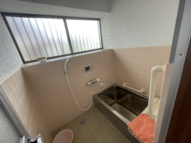 南今泉中古一戸建の浴室