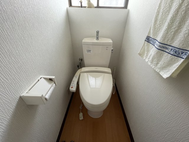 南今泉中古一戸建のトイレ