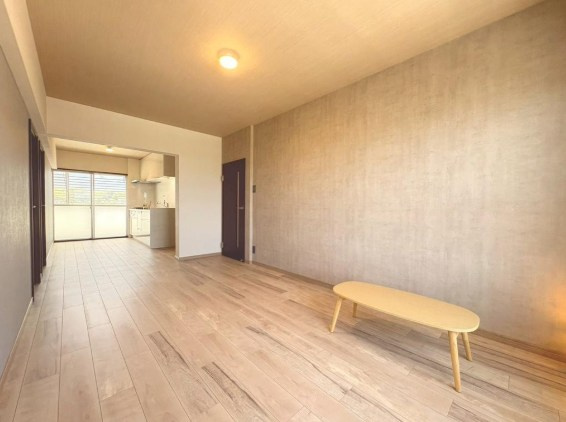 ハイム長岡A棟の居間・リビング