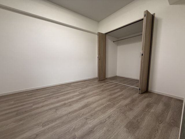 ハイラーク明石の洋室