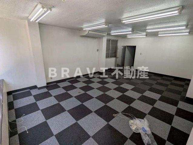 有恒ビルの内装