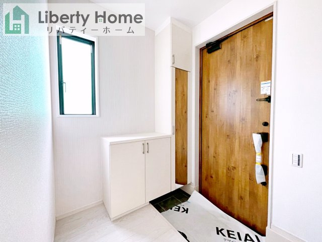 取手市駒場3期　新築戸建の玄関