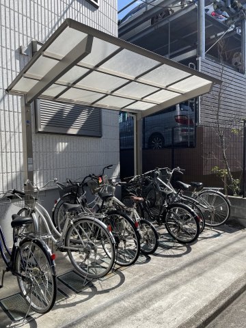 ブリュッケ常盤のその他共用部分|★屋根付き駐輪場★